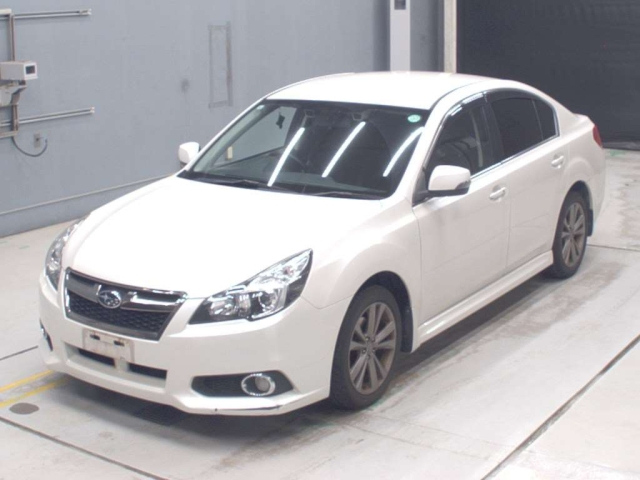 SUBARU LEGACY — фото
