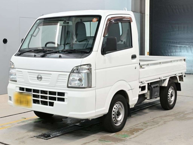 NISSAN CLIPPER — фото