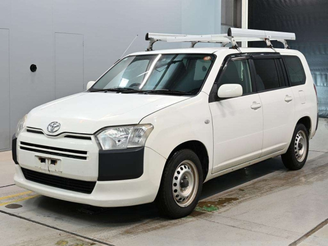 TOYOTA PROBOX — фото