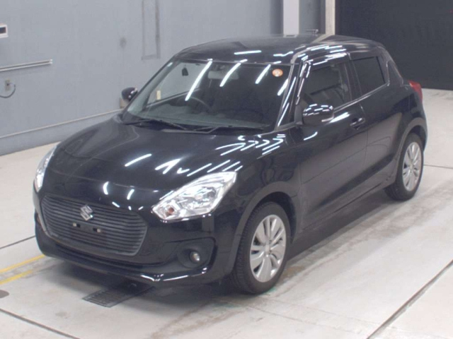 SUZUKI SWIFT — фото