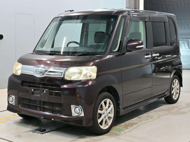 DAIHATSU TANTO — фото