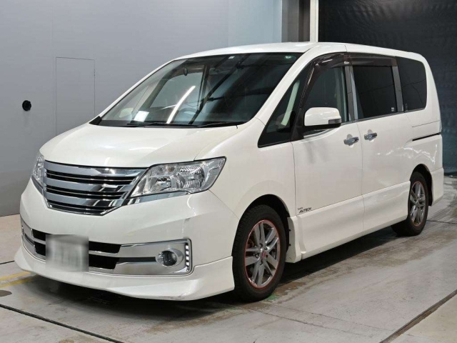 NISSAN SERENA