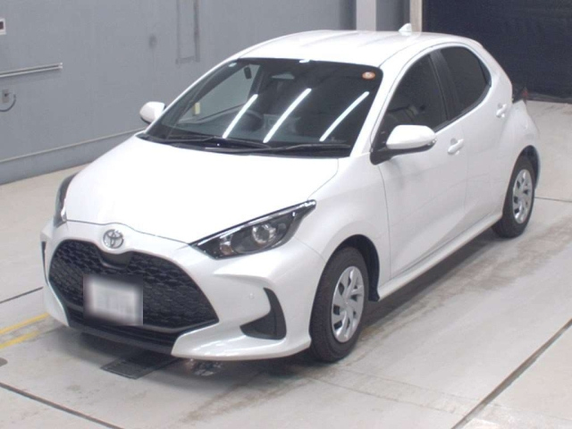 TOYOTA YARIS — фото