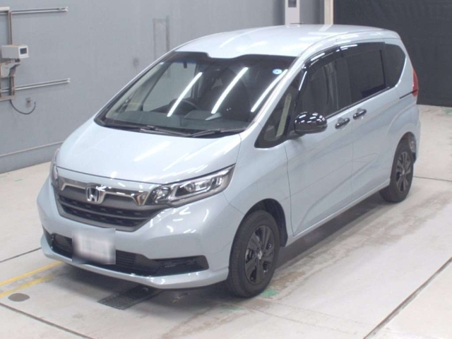 HONDA FREED — фото
