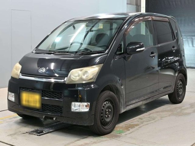 DAIHATSU MOVE — фото