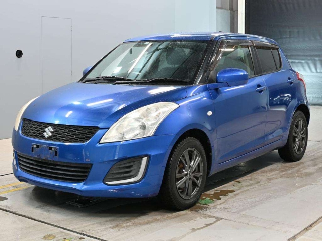 SUZUKI SWIFT — фото