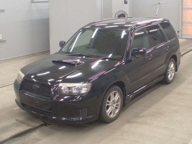 SUBARU FORESTER — фото