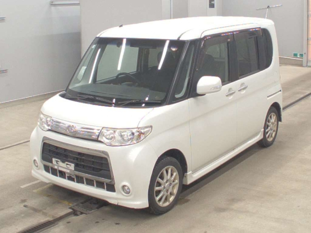 DAIHATSU TANTO — фото