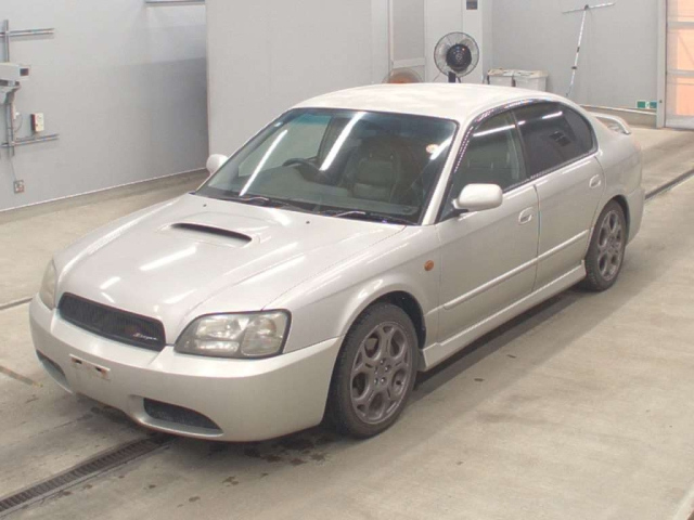 SUBARU LEGACY — фото