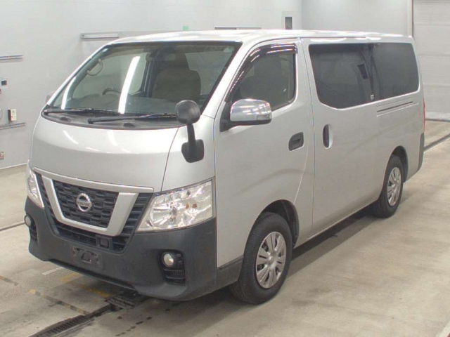 NISSAN CARAVAN — фото