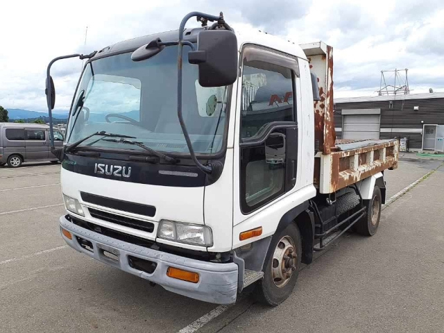 ISUZU FORWARD — фото
