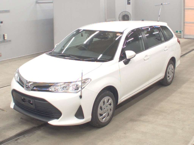 TOYOTA COROLLA — фото