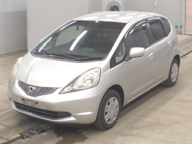 HONDA FIT — фото