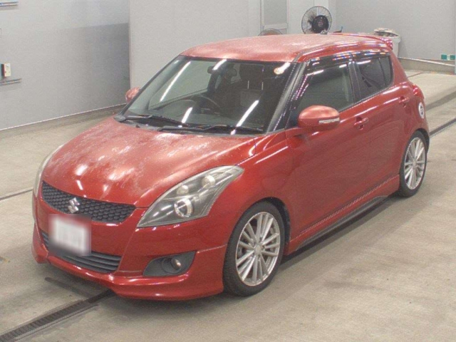 SUZUKI SWIFT — фото