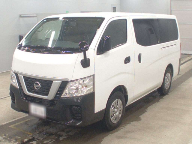 NISSAN CARAVAN — фото