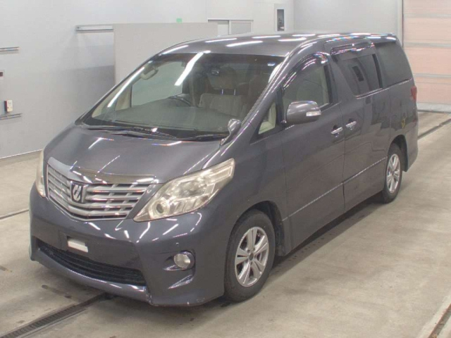 TOYOTA ALPHARD — фото