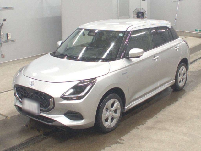 SUZUKI SWIFT — фото