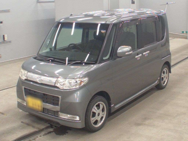 DAIHATSU TANTO — фото