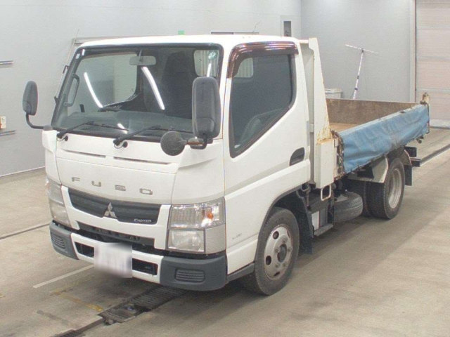 MITSUBISHI CANTER — фото