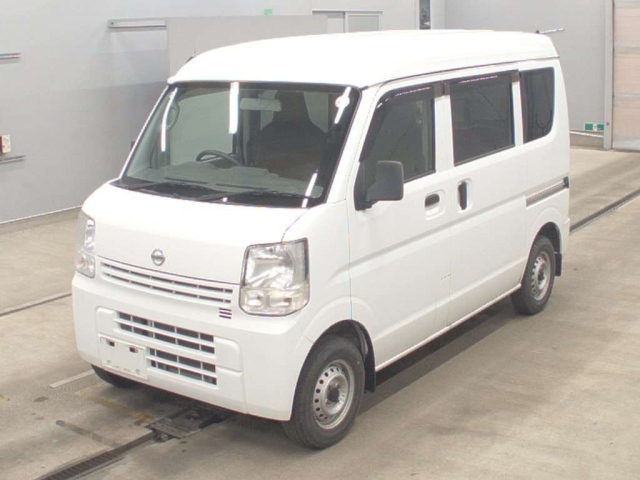 NISSAN CLIPPER — фото