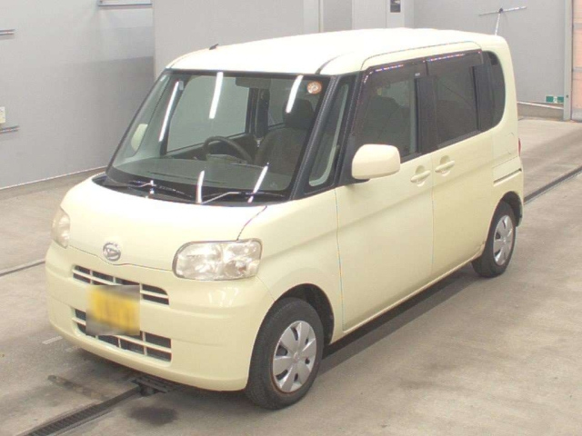 DAIHATSU TANTO — фото