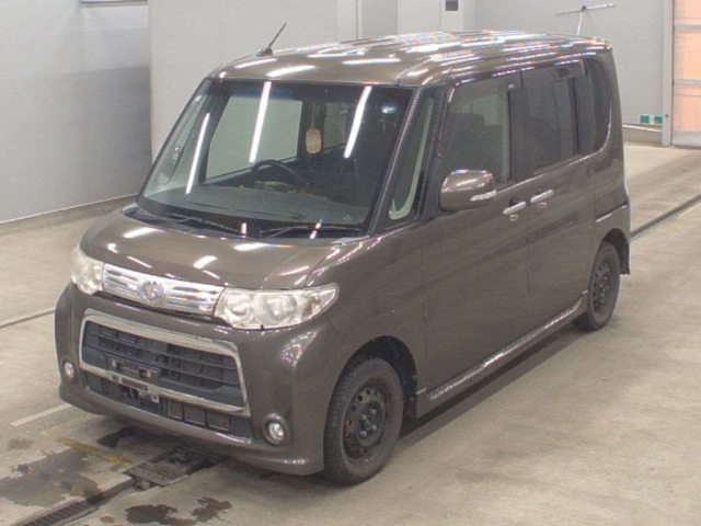 DAIHATSU TANTO — фото