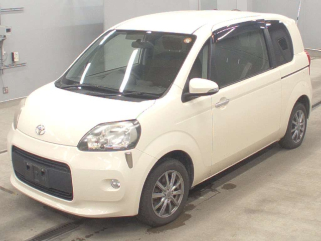 TOYOTA PORTE — фото