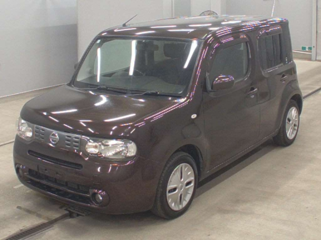 NISSAN CUBE — фото