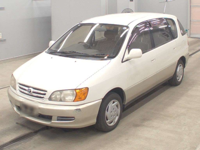 TOYOTA IPSUM — фото