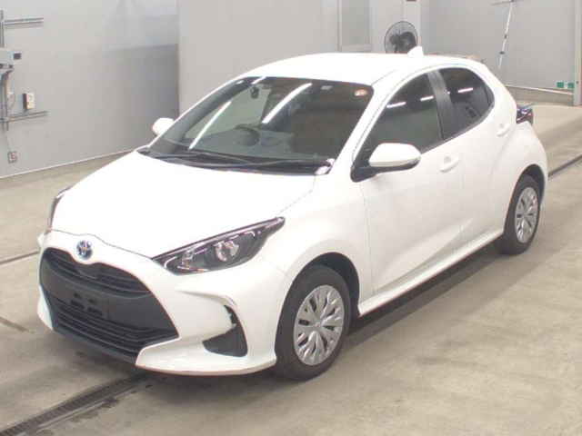 TOYOTA YARIS — фото