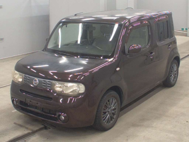 NISSAN CUBE — фото