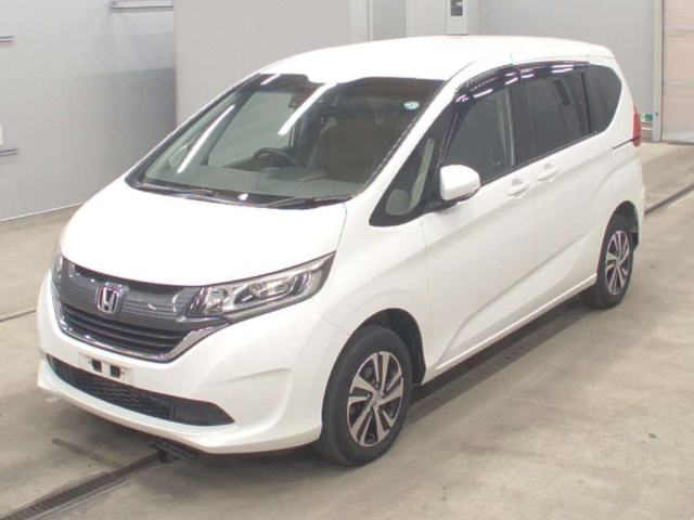 HONDA FREED — фото