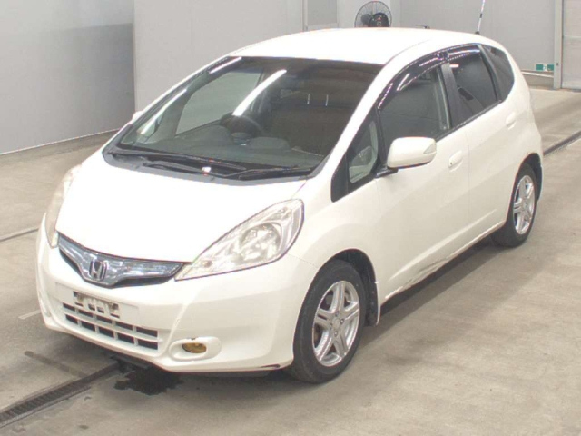 HONDA FIT — фото