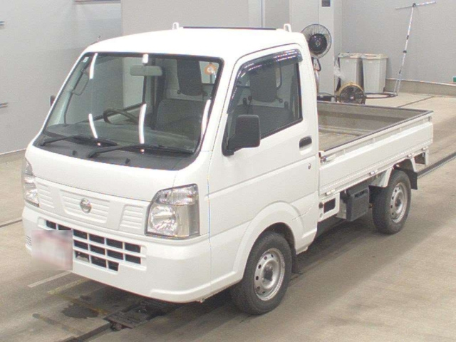 NISSAN CLIPPER — фото