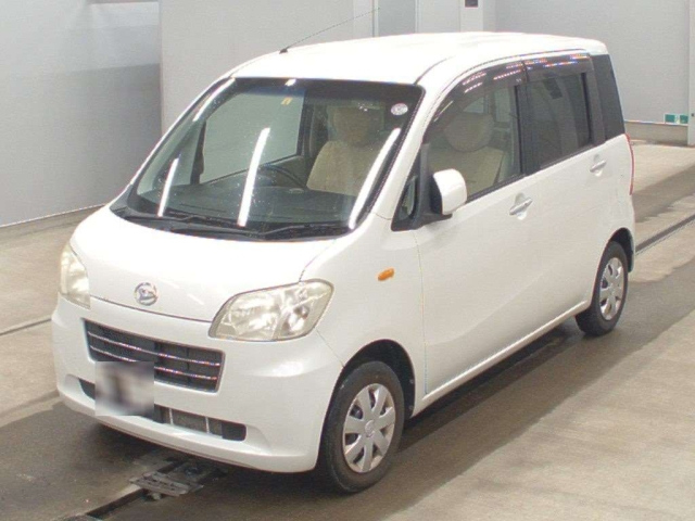DAIHATSU TANTO — фото