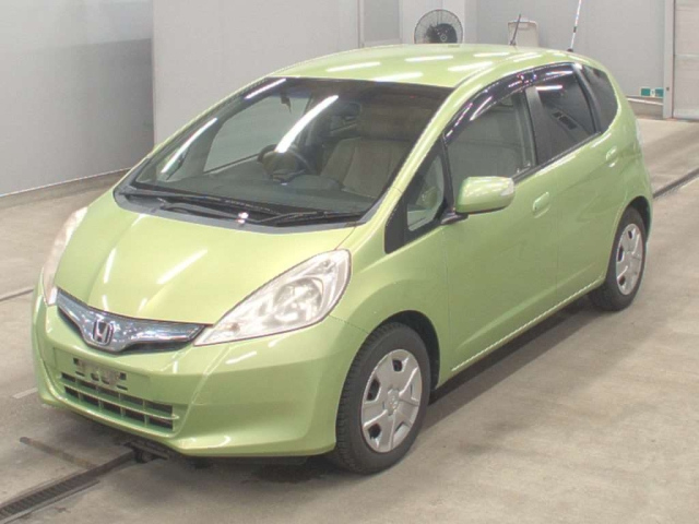 HONDA FIT — фото