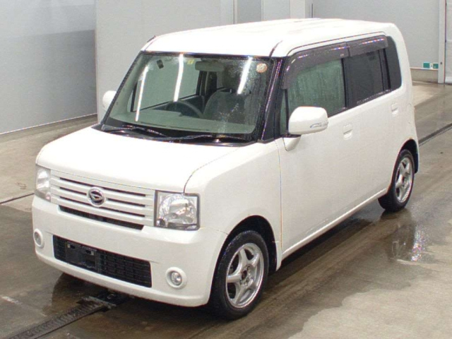 DAIHATSU MOVE — фото