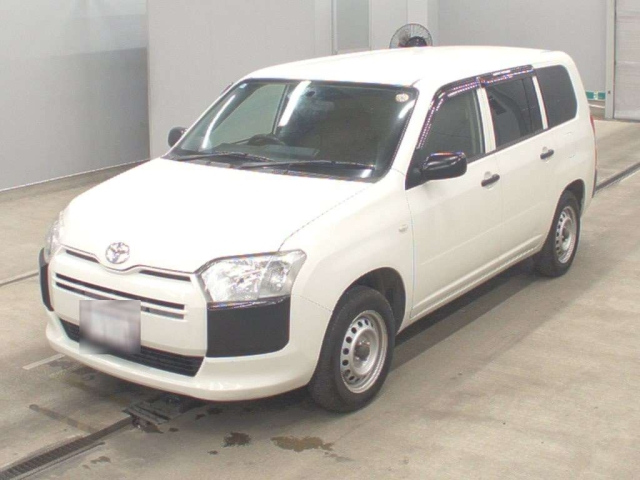 TOYOTA PROBOX — фото