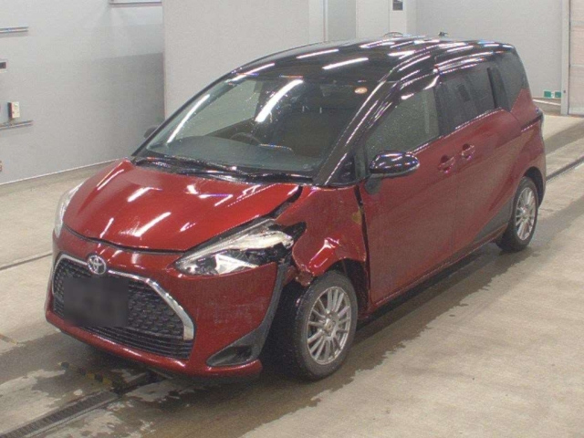 TOYOTA SIENTA — фото