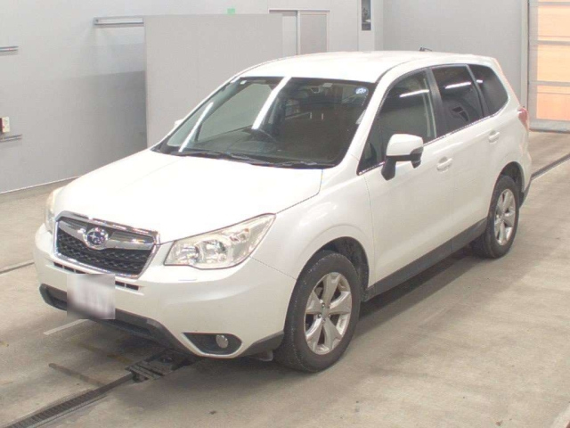 SUBARU FORESTER — фото
