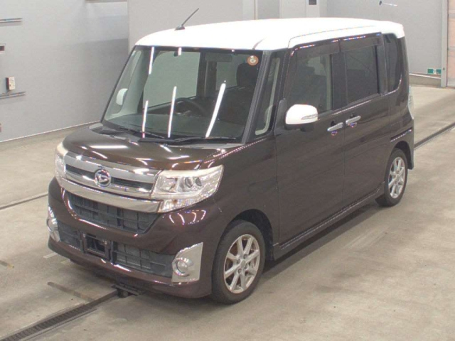 DAIHATSU TANTO — фото