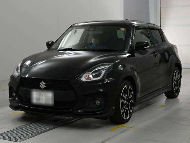 SUZUKI SWIFT — фото