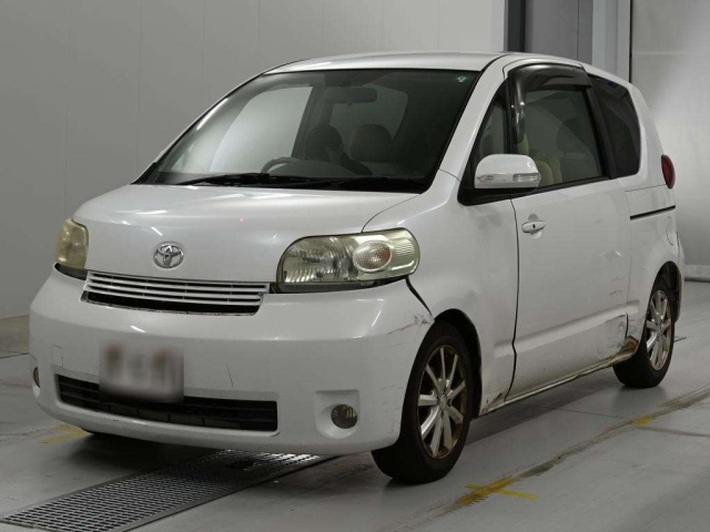 TOYOTA PORTE — фото