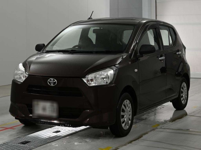TOYOTA PIXIS — фото