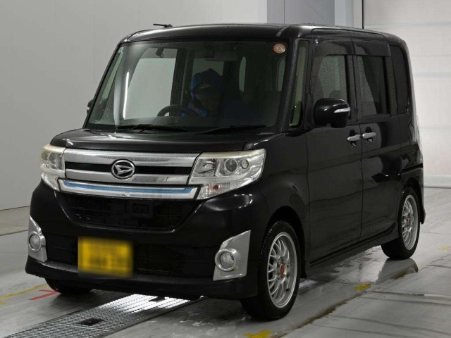 DAIHATSU TANTO — фото