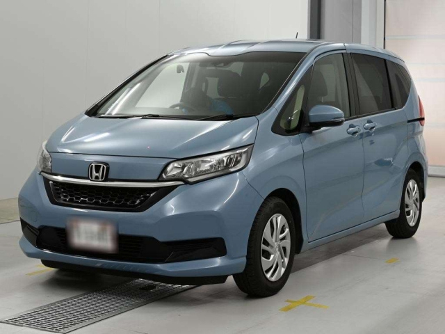 HONDA FREED — фото