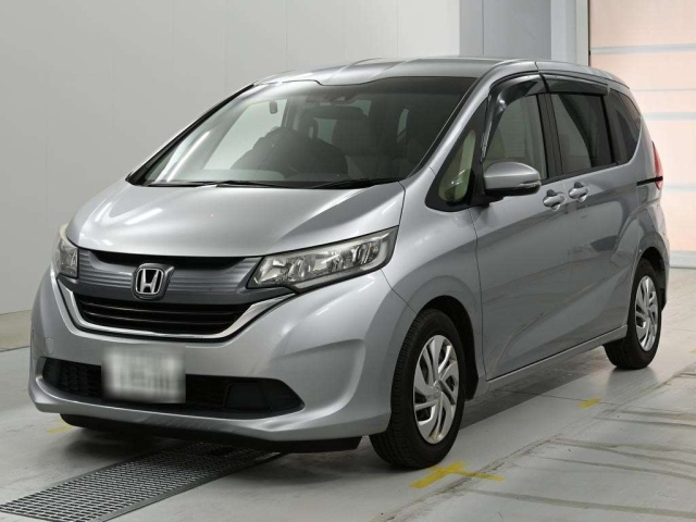 HONDA FREED — фото