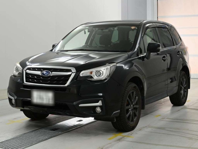 SUBARU FORESTER — фото