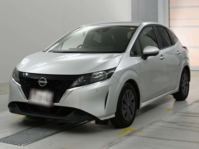 NISSAN NOTE — фото