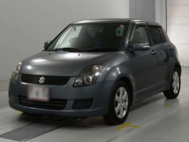 SUZUKI SWIFT — фото
